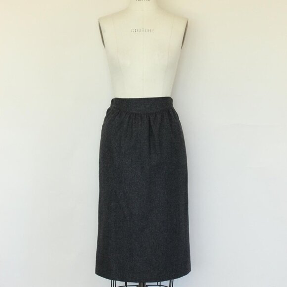 Vintage 1980s Womens Suit, Russ Gray Wool Skirt And Jacket, Shoulder Pads Braid - Picture 2 of 10